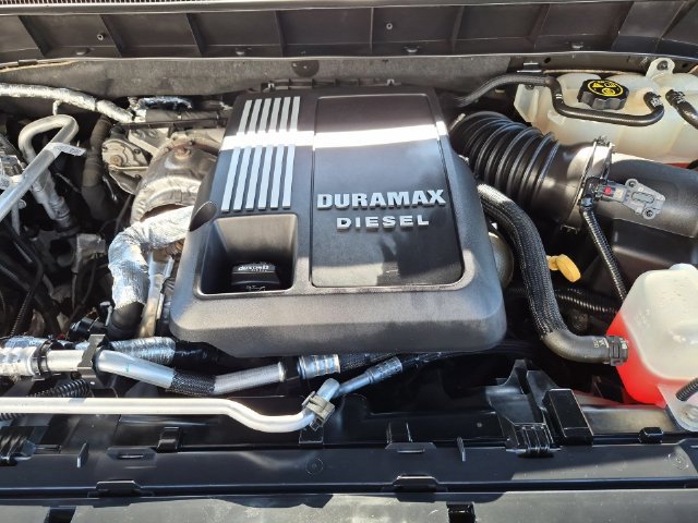 Used 2020 Chevrolet Silverado 1500 RST AWD/4WD image 32