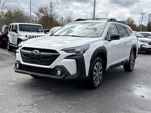 Certified 2024 Subaru Outback Premium image 7