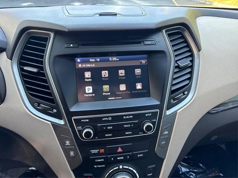 Used 2017 Hyundai Santa Fe Sport image 25