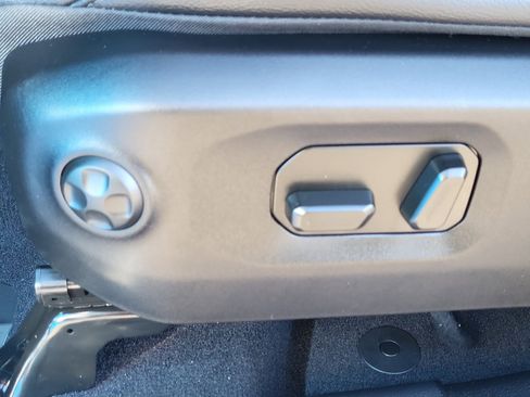 New 2025 Jeep Gladiator High Tide image 20