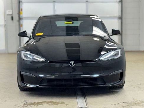 Used 2021 Tesla Model S Plaid image 2
