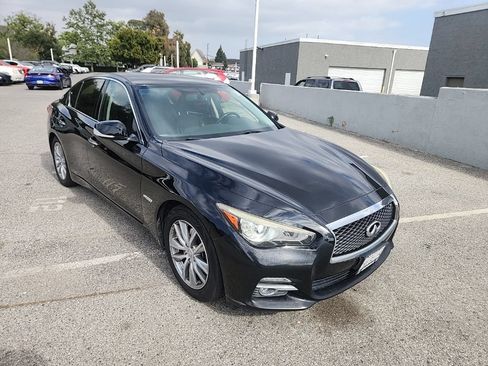 Used 2015 INFINITI Q50 Premium w/ Navigation Package RWD image 7