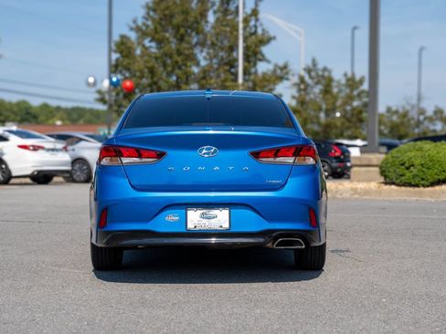 Used 2018 Hyundai Sonata Limited w/ Cargo Package FWD image 6
