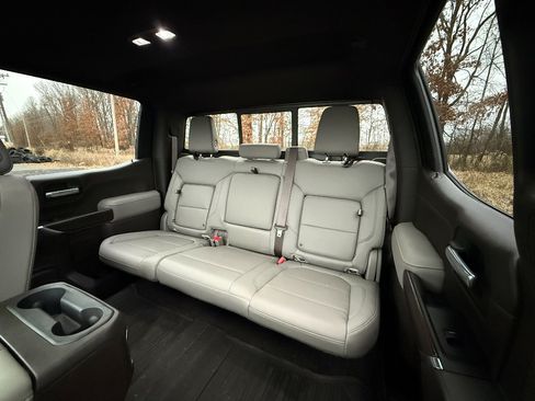 Used 2021 GMC Sierra 1500 SLT w/ SLT Premium Plus Package image 26