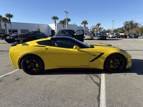 Used 2019 Chevrolet Corvette Stingray Coupe w/ Carbon Flash Badge Package image 3