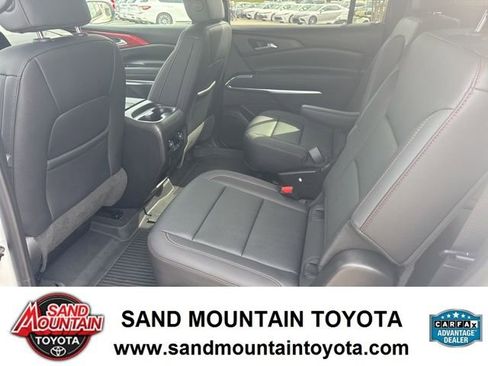 Used 2025 Chevrolet Traverse Z71 w/ Driver Confidence Package image 13