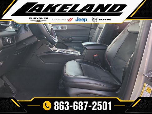 Used 2024 Ford Explorer ST-Line w/ Class IV Trailer Tow Package RWD image 18