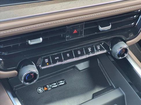 New 2026 Chevrolet Tahoe High Country AWD/4WD image 14