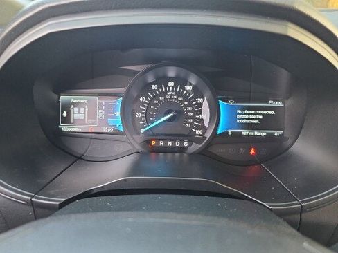 Certified 2022 Ford Edge ST-Line image 3