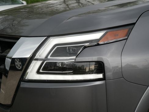 Certified 2024 Nissan Armada SL w/ Captain's Chairs Package AWD/4WD image 16