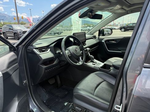 Used 2023 Toyota RAV4 Limited AWD/4WD image 10