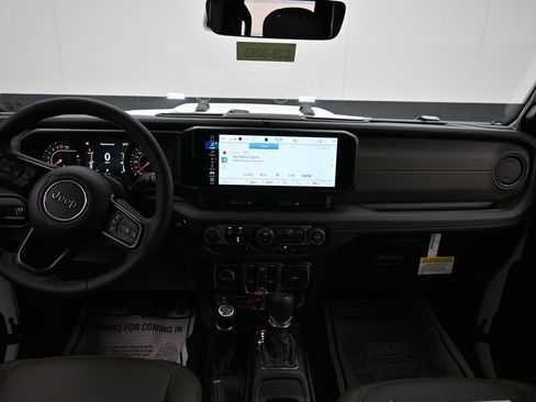 New 2026 Jeep Gladiator Mojave image 13