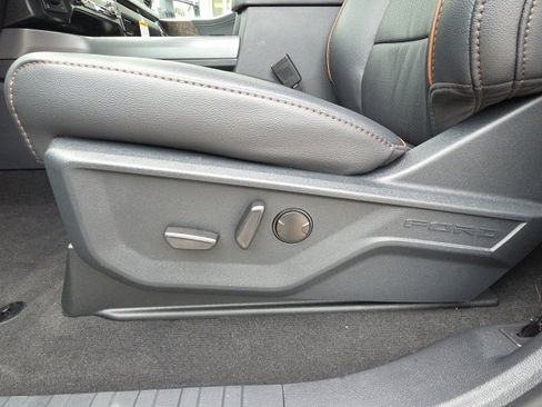 New 2025 Ford F250 Lariat w/ Lariat Ultimate Package image 22