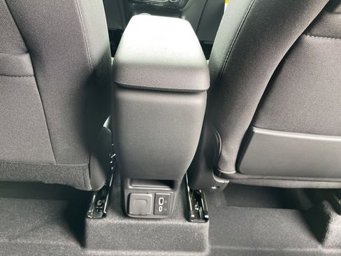 New 2026 Chevrolet TrailBlazer LT w/ Convenience Package FWD image 35