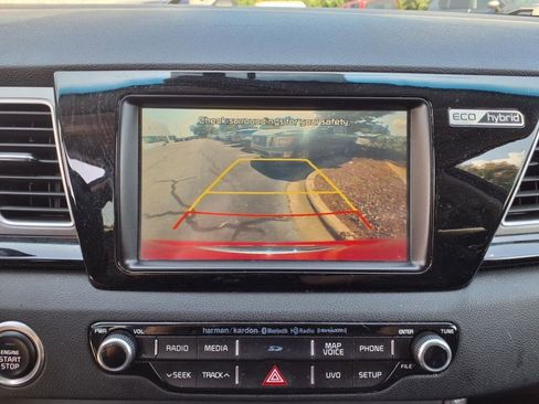 Used 2017 Kia Niro Touring image 13