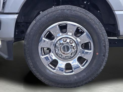 Used 2023 Ford F250 XL w/ STX Appearance Package AWD/4WD image 8