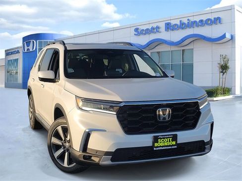 New 2025 Honda Pilot Elite image 1