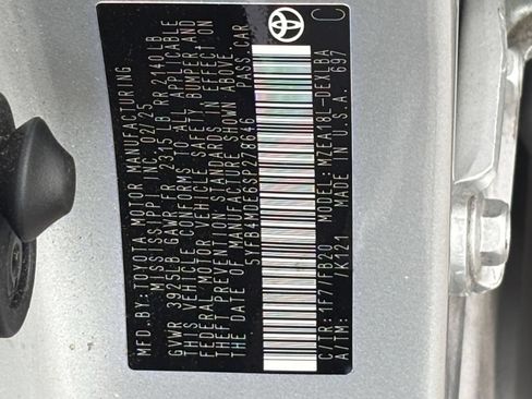 Used 2025 Toyota Corolla LE FWD image 27