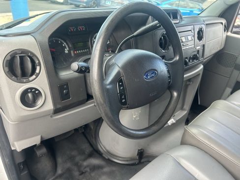Used 2017 Ford E-350 and Econoline 350 Super Duty w/ Power Windows & Locks Group RWD image 21