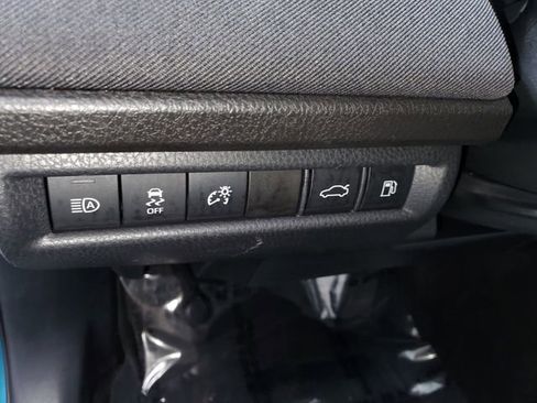 Used 2025 Toyota Camry LE image 18