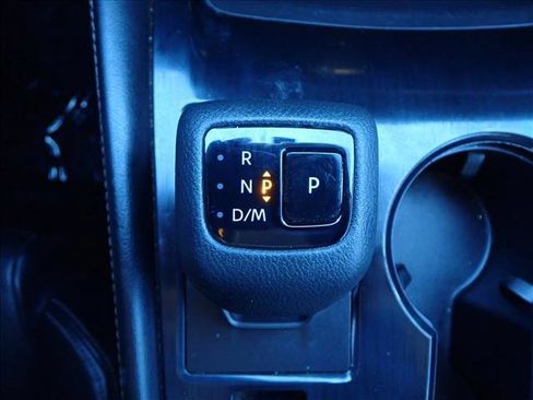 Used 2021 Nissan Rogue SL w/ Premium Package image 24