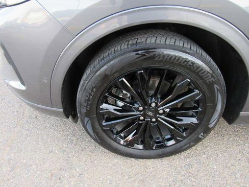 Certified 2024 Ford Escape ST-Line Elite w/ Premium Technology Package image 4