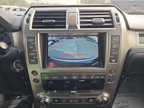 Used 2020 Lexus GX 460 Premium image 29