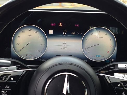 Used 2021 Mercedes-Benz S 580 4MATIC Sedan w/ Warmth & Comfort Package image 52