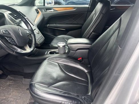 Used 2018 Lincoln MKC Reserve w/ Lincoln MKC Climate Package AWD/4WD image 10