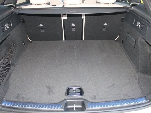 Used 2026 Mercedes-Benz GLC 300 image 31