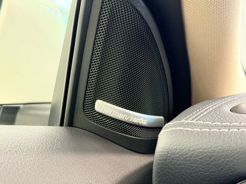 Used 2018 Mercedes-Benz GLA 250 4MATIC image 49