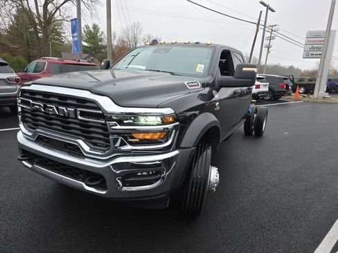 New 2026 RAM 5500 Tradesman image 18
