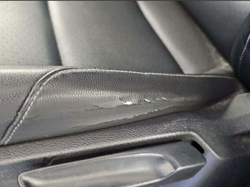 Used 2016 Volkswagen Golf Limited Edition FWD image 12