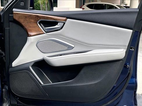 Used 2023 Acura RDX AWD w/ Advance Package image 23