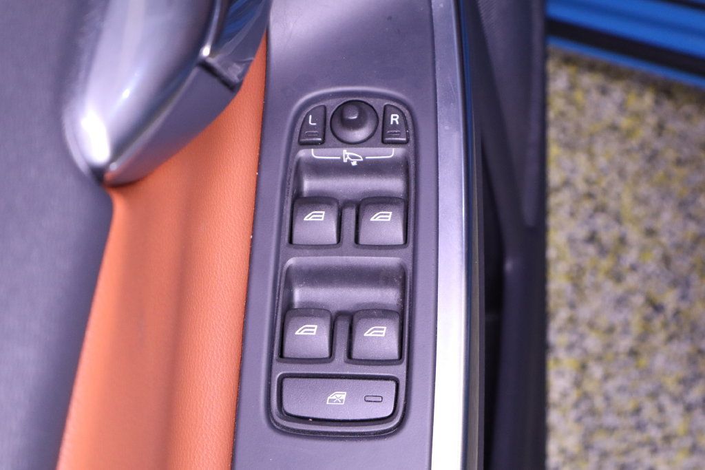 Used 2015 Volvo S60 T6 FWD image 34