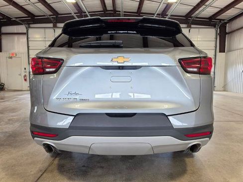 Used 2025 Chevrolet Blazer LT AWD/4WD image 4