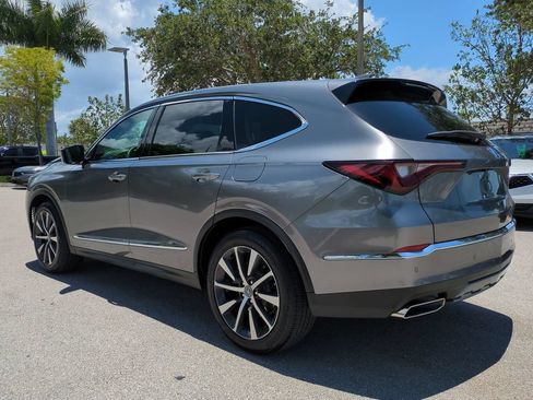 Certified 2025 Acura MDX FWD w/ Technology Package image 6