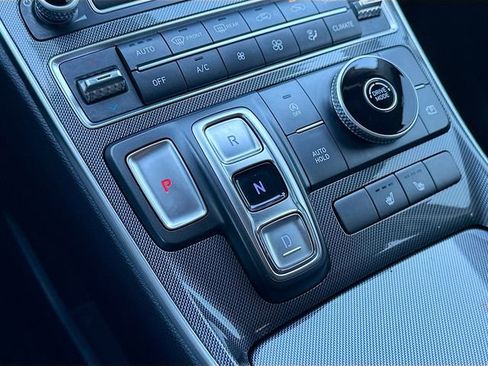 Used 2023 Hyundai Santa Fe SEL image 17