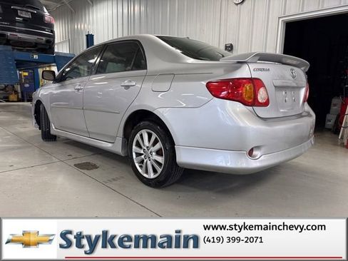 Used 2010 Toyota Corolla S image 6