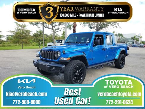Used 2024 Jeep Gladiator Sport AWD/4WD image 1