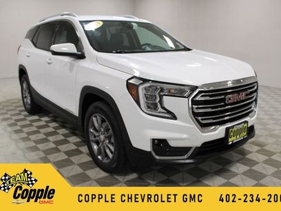 Used 2024 GMC Terrain SLT