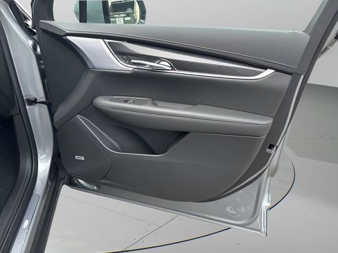 New 2025 Cadillac XT6 Sport w/ Technology Package image 19