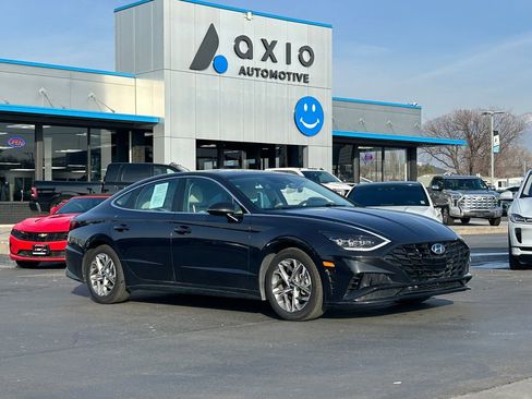 Used 2023 Hyundai Sonata SEL image 1