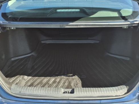 Used 2024 Honda Accord EX-L image 11