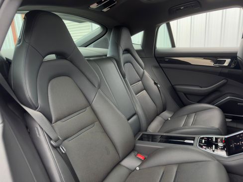 Used 2021 Porsche Panamera 4S image 39