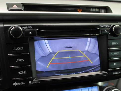 Used 2017 Toyota RAV4 XLE FWD image 58