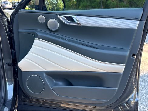 New 2026 Genesis GV80 3.5T Advanced image 17