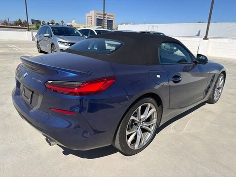Used 2020 BMW Z4 sDrive30i w/ Convenience Package RWD image 2