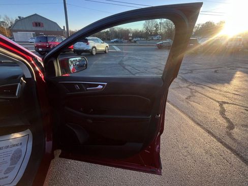 Used 2016 Ford Edge SEL w/ Equipment Group 201A image 13