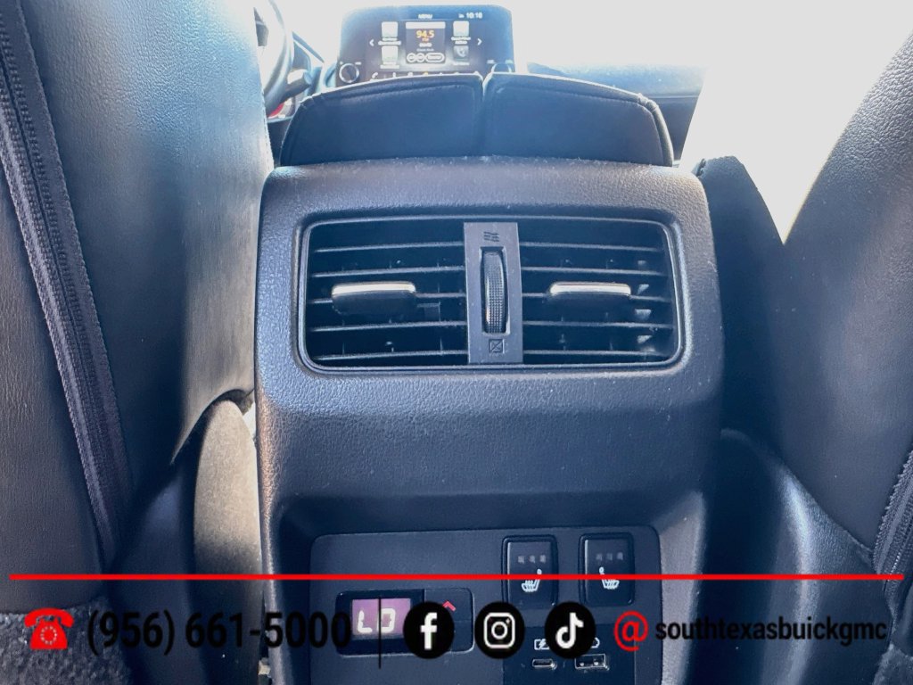 Used 2021 Nissan Rogue Platinum FWD image 24